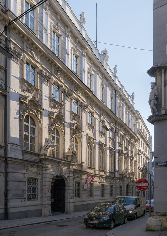 Kopf hoch! – Die Singerstraße: barocke Palais und secessionistische Geschäftshäuser