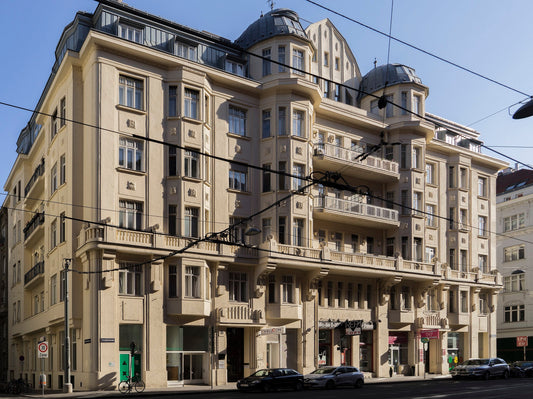 Kopf hoch! – Das Invalidenstraße-Viertel: monumentale Architektur für das Großbürgertum um 1910