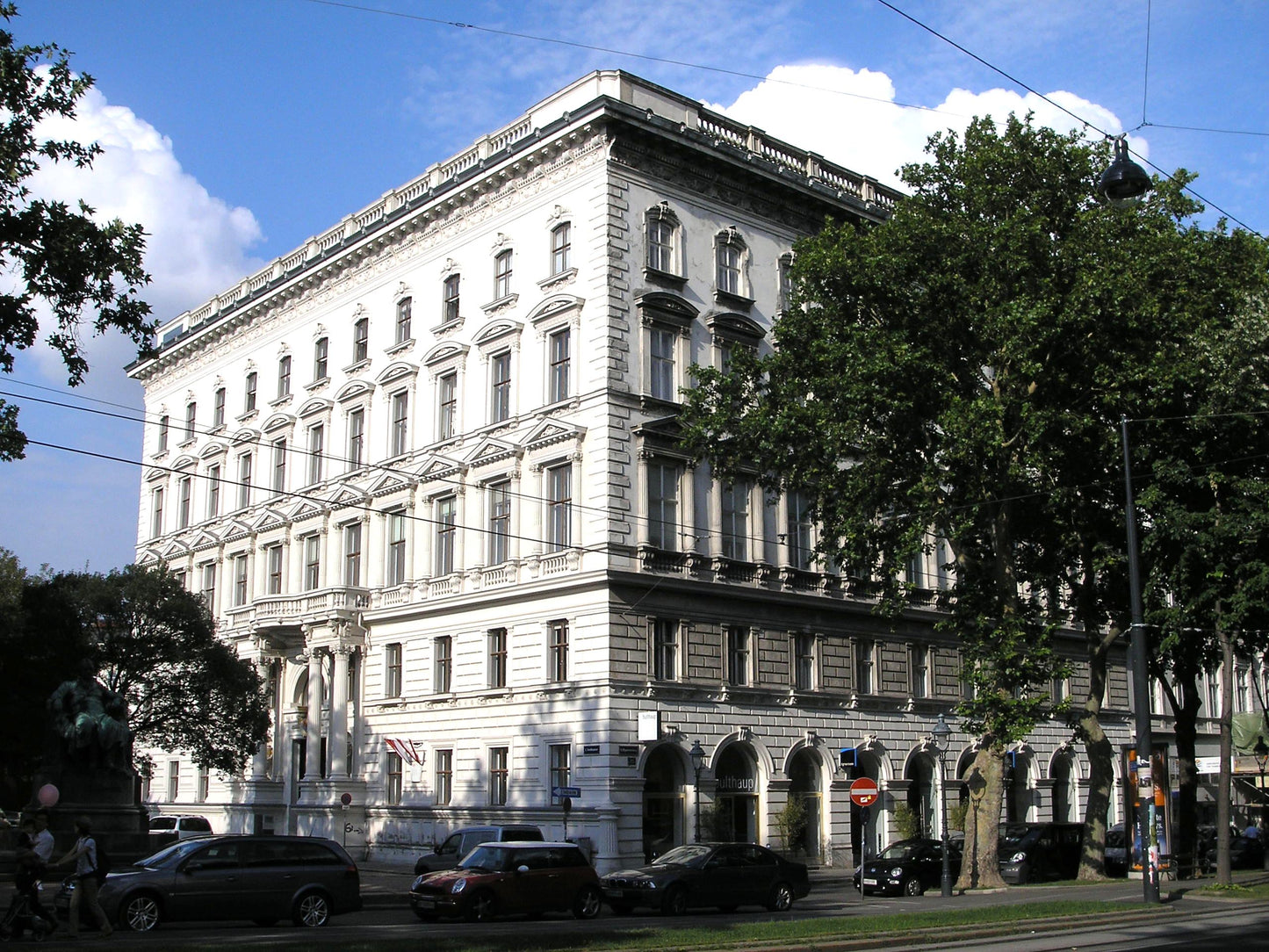 Die Ringstraßenpalais und ihre Erbauer und Architekten – Der Opernring